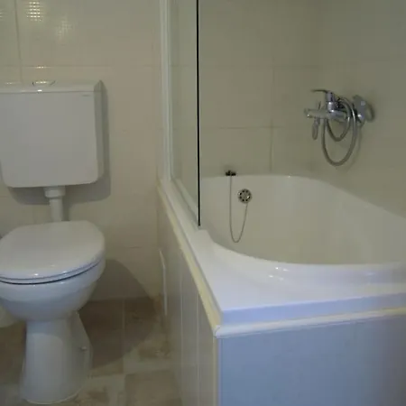 Pensionat Sp Small Loft - No Parking Brela